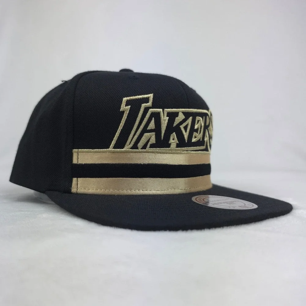 LA Lakers Mitchell & Ness NBA‎ Snapback Hat Cap Embroidery Logo Black Gold NWT